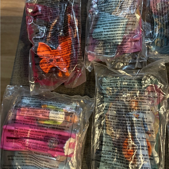 56 Mcdonalds Barbie Toys - Picture 3 of 6